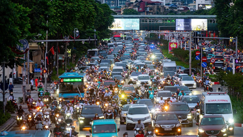 Hà Nội đề xuất thu phí phương tiện cá nhân vào nội đô từ 2028