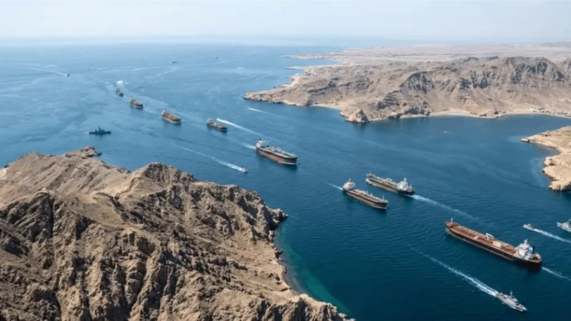 Oman đảm bảo với Mỹ sẽ không thu phí qua eo biển Hormuz
