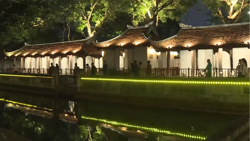Trải nghiệm đêm Văn Miếu: Khi di sản trở thành nhịp cầu ngoại giao văn hóa