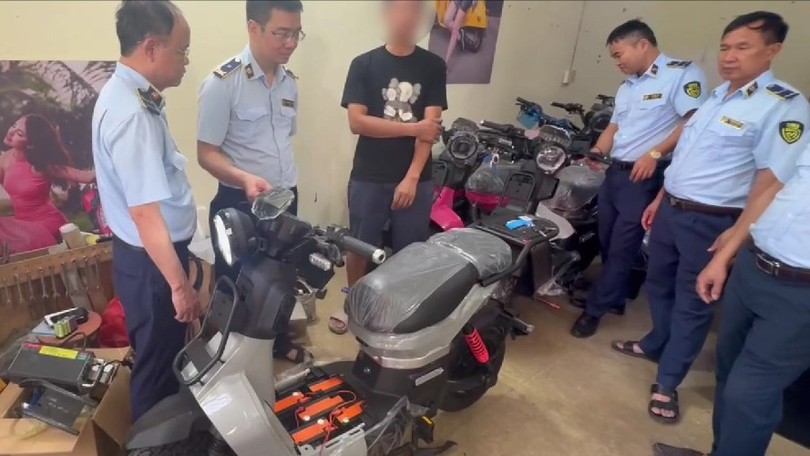 Nguy hiểm xe đạp điện gian lận công suất, chạy nhanh như xe máy