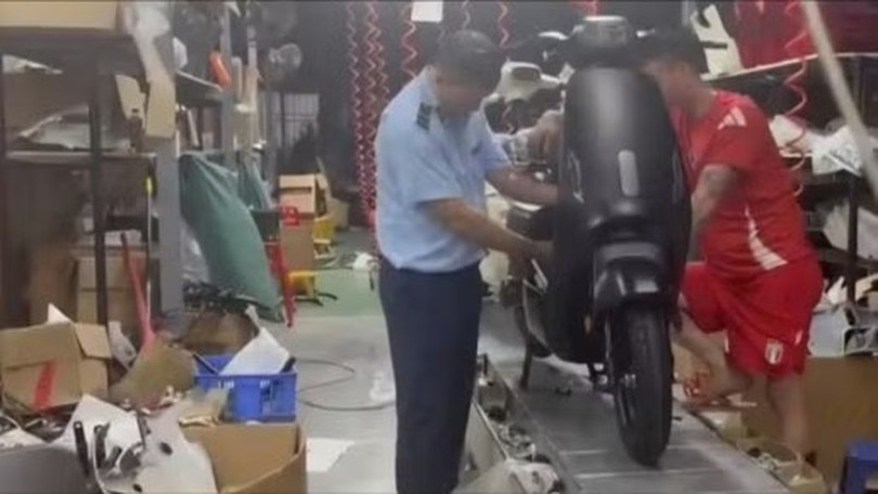 Tạm giữ nhiều xe đạp điện vi phạm quy định về tốc độ