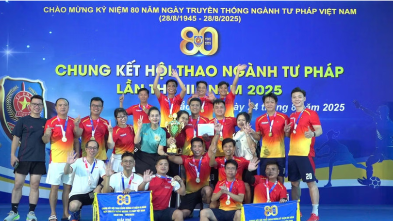 16 đội bóng tham dự Giải bóng đá Cúp Nhà báo và Công luận 2026