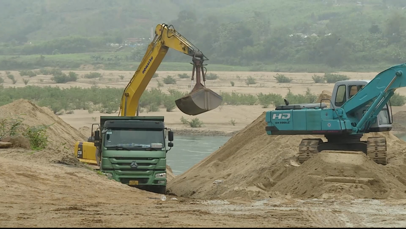 Bão giá vật liệu xây dựng: Doanh nghiệp lao đao, người dân chật vật