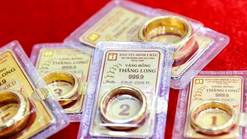 Giá vàng trong nước tiếp tục tăng mạnh