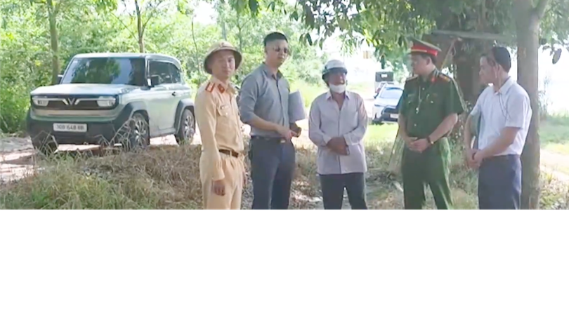 Quyết liệt 'xóa sổ' bến đò ngang, bến vật liệu vi phạm
