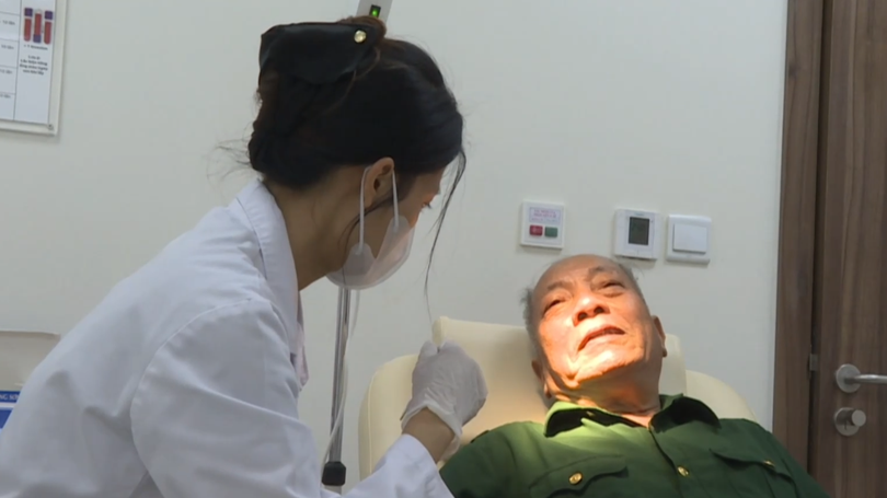 Tây Mỗ khám sức khỏe miễn phí cho người có công