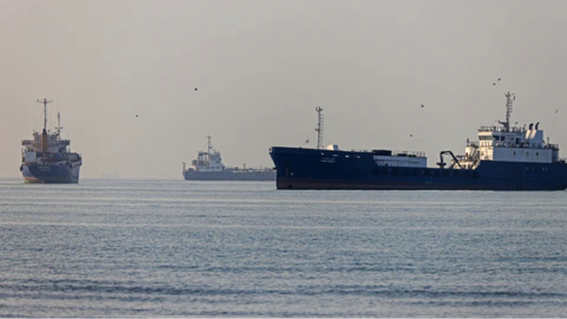 Iran muốn thu phí dịch vụ tại Hormuz, Mỹ kêu gọi miễn phí