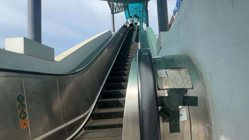 Hạ tầng nhiều nhà ga tuyến metro Cát Linh - Hà Đông xuống cấp