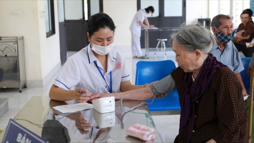 Hà Nội hỗ trợ đến 20 triệu đồng/tháng cho bác sĩ luân phiên về tuyến cơ sở