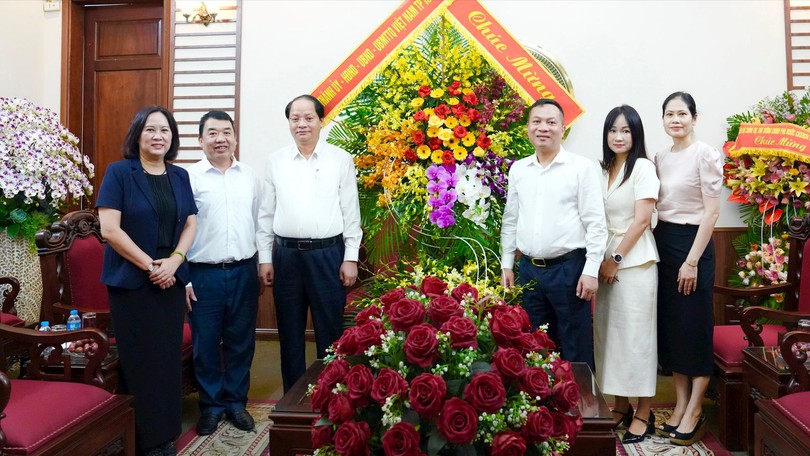 Trưởng Ban Tuyên giáo và Dân vận Thành ủy chúc mừng các cơ quan báo chí