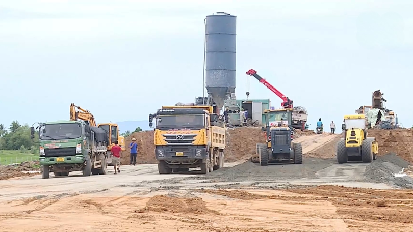 Đề xuất dừng dự án chậm GPMB, cản trở tiến độ giải ngân