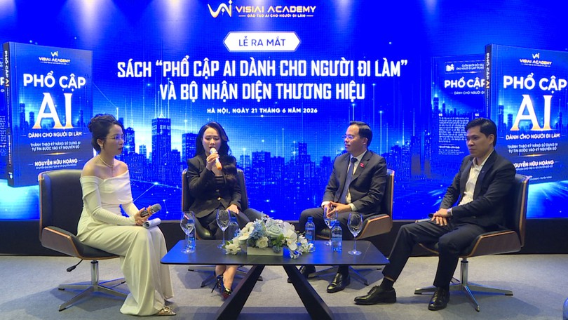 Giúp người lao động làm chủ AI