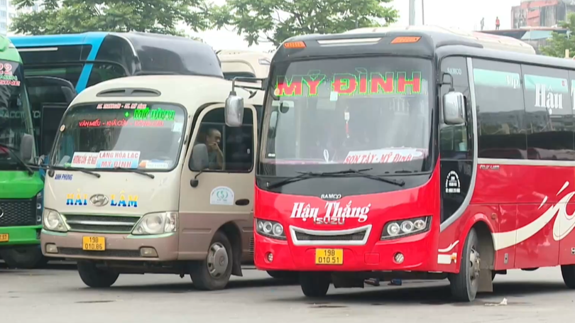 Từ 10/8, xe hợp đồng ‘trá hình’ sẽ bị thu hồi giấy phép kinh doanh