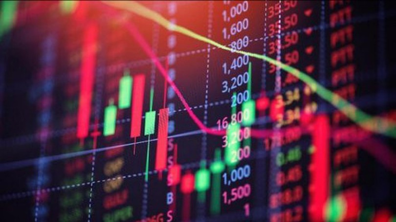 Áp lực bán mạnh, VN-Index giảm gần 15 điểm