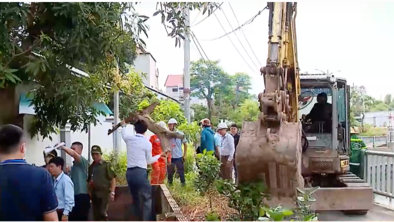 Xã Vĩnh Thanh cưỡng chế công trình vi phạm trên đất công