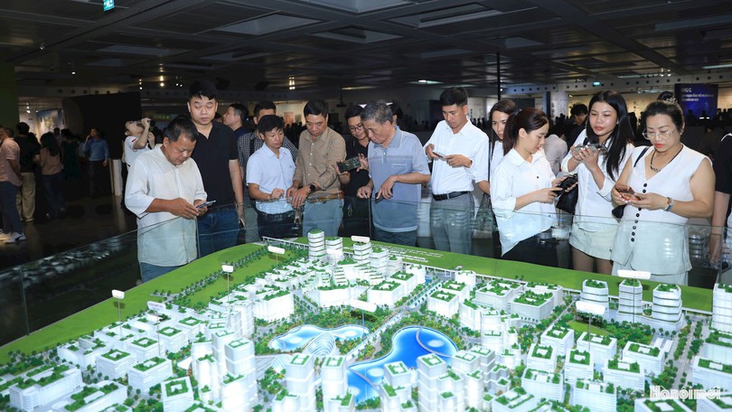 Triển lãm Quy hoạch tổng thể Thủ đô tầm nhìn 100 năm mở cửa đến hết ngày 29/8/2026