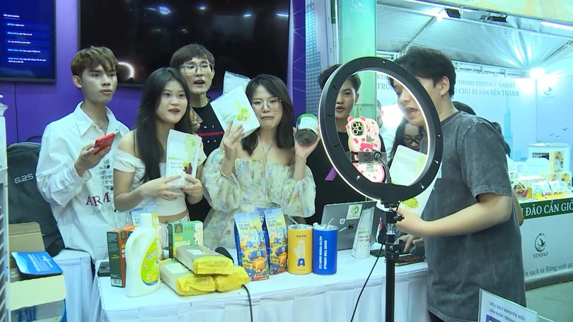 Phạt nặng hành vi gian dối trên livestream