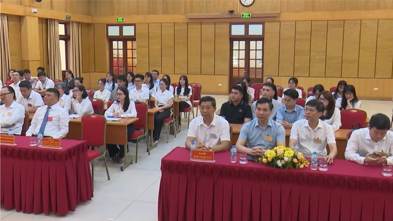 33 ứng viên thi tuyển vào công chức sở ngành, UBND xã, phường