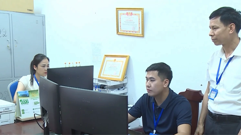 Chuyển đổi số từ những 'phòng họp không giấy'