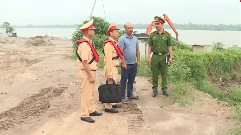 Giữ vững an toàn hành lang thoát lũ