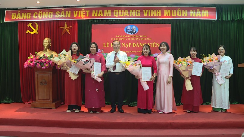 Đảng bộ phường Bạch Mai chú trọng phát triển đảng viên