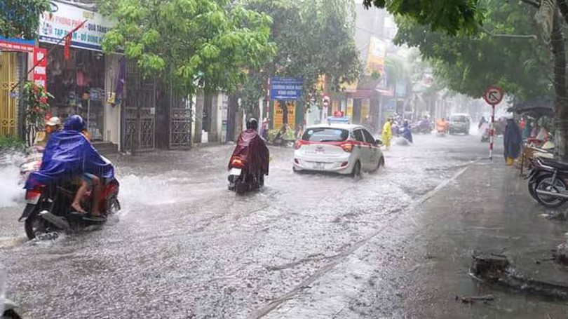 Thời tiết cuối tuần tiếp tục có nhiều đợt mưa lớn