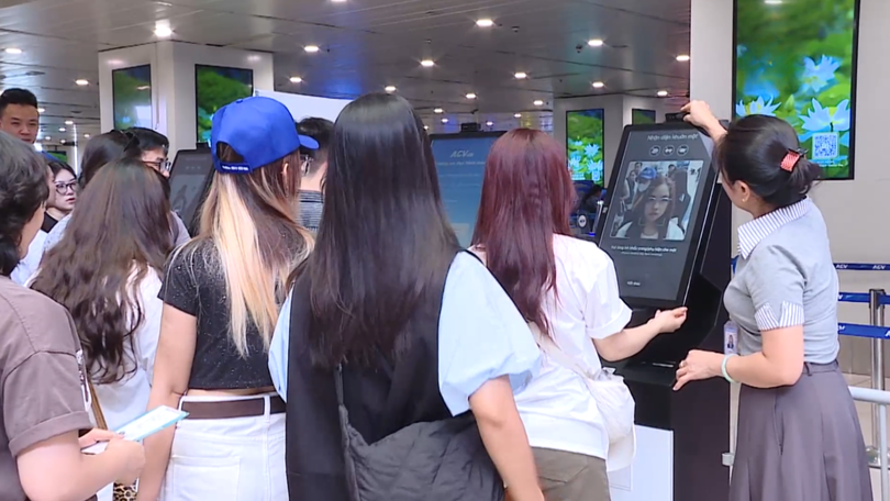 Sân bay Nội Bài triển khai check-in bằng sinh trắc học