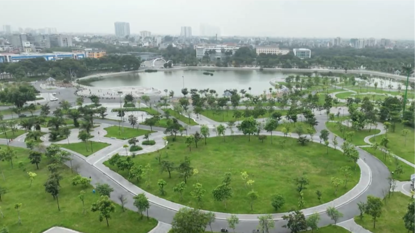Công viên Long Biên - Không gian xanh giữa lòng đô thị