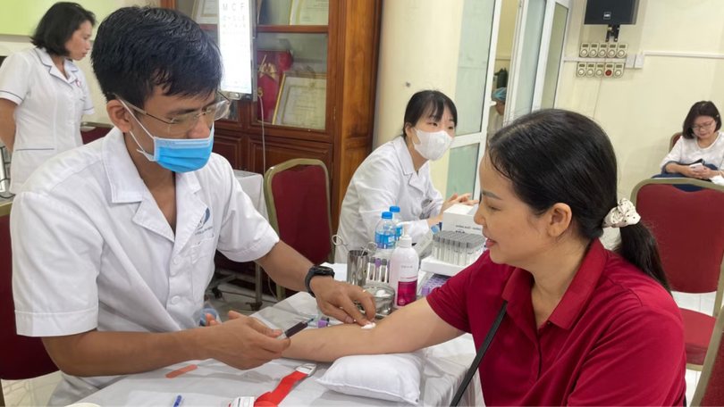 Đưa dịch vụ y tế đến gần người dân