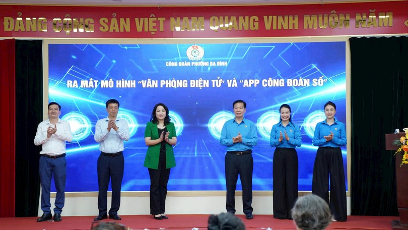 Đối thoại 'Lắng nghe đoàn viên, người lao động nói'