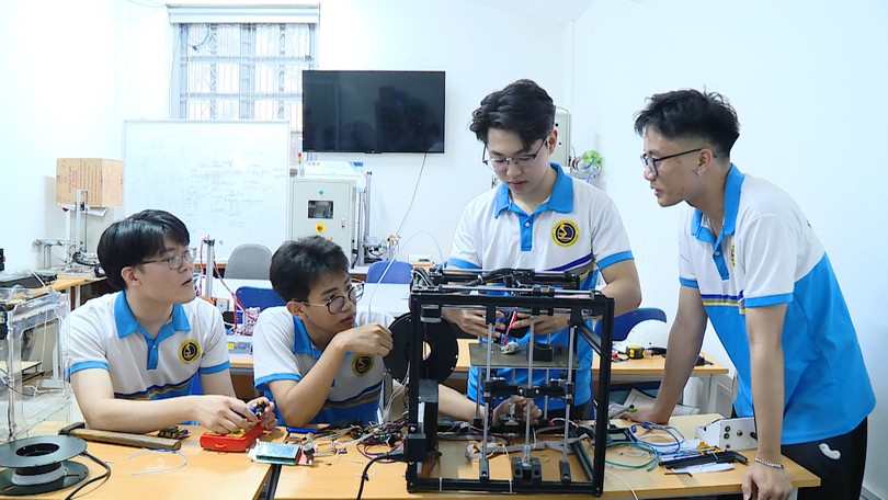 Từ phòng thí nghiệm đến doanh nghiệp