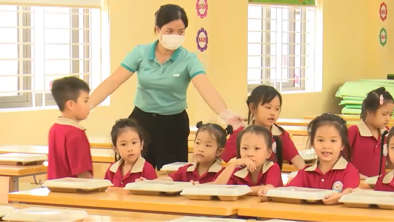 Hà Nội nâng mức hỗ trợ bữa ăn bán trú lên 40.000 đồng