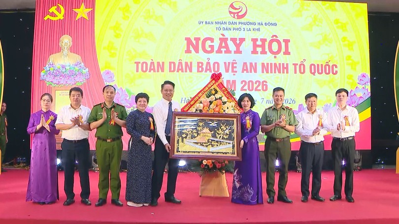 Phát huy vai trò chủ thể của nhân dân trong bảo vệ an ninh, trật tự