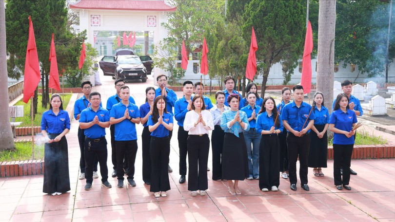 Nhà báo trẻ Thủ đô số hoá nghĩa trang, tri ân bằng hành động