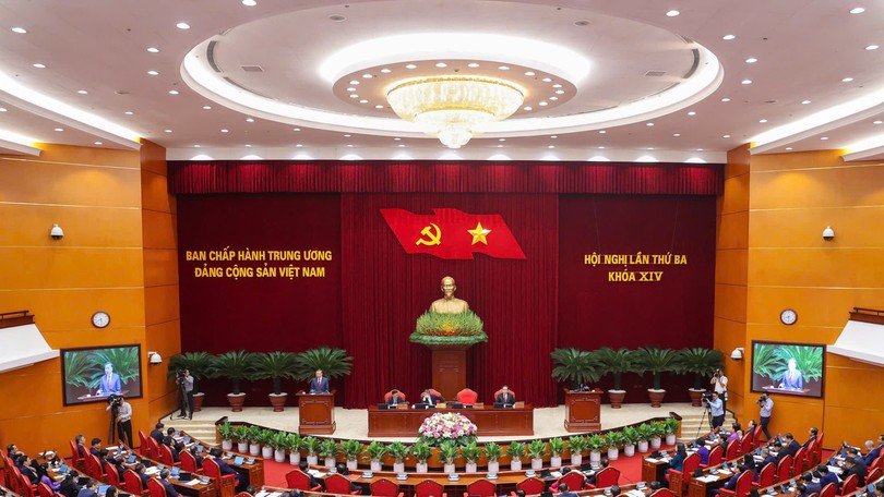 Ngày làm việc thứ tư Hội nghị Trung ương ba khóa XIV
