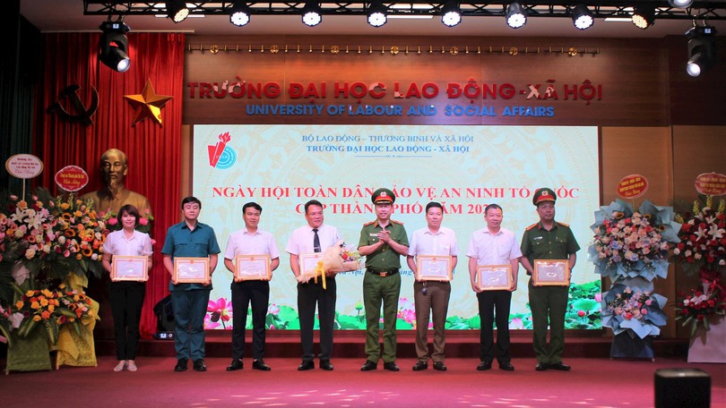 Xây dựng Thủ đô an toàn, đáng sống