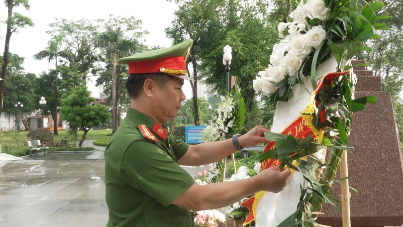 Phòng Kỹ thuật hình sự thi đua vì an ninh tổ quốc
