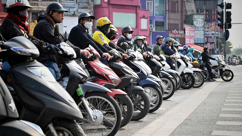 Xây dựng phương án hỗ trợ người thu nhập thấp đổi xe máy