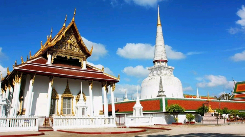 UNESCO công nhận chùa Wat Phra Mahathat là di sản thế giới