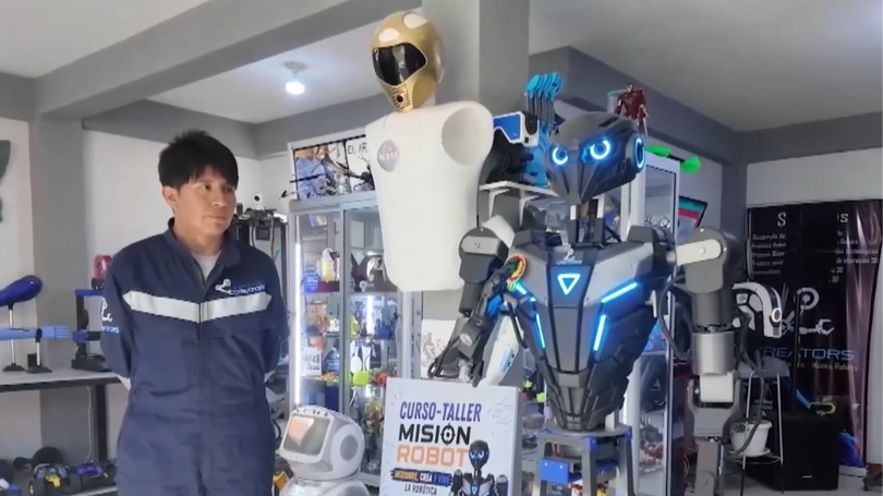 Robot "made in Bolivia" truyền cảm hứng cho thế hệ trẻ