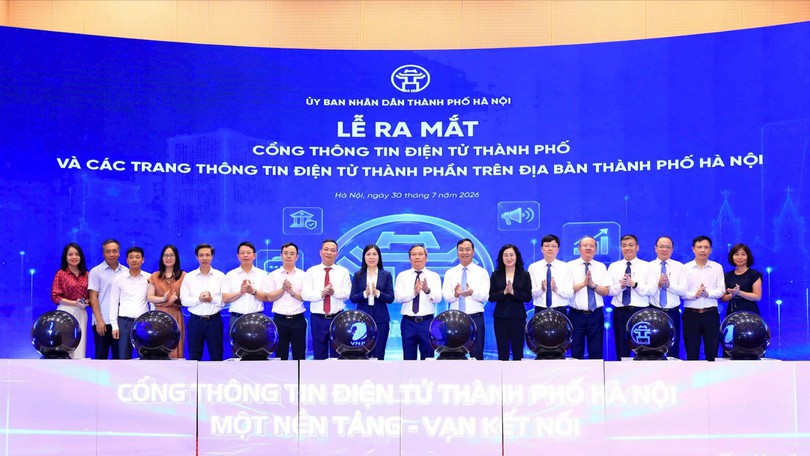 Hà Nội ra mắt Cổng thông tin, tích hợp 140 trang điện tử