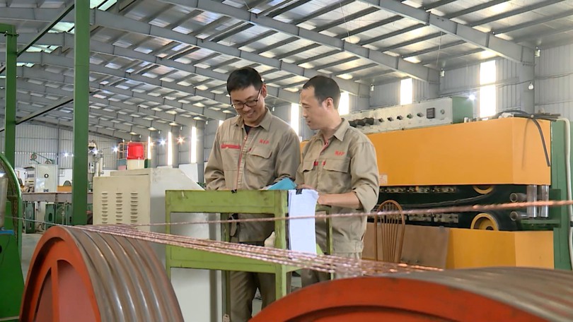 Khởi động chương trình "Những cống hiến thầm lặng" và tọa đàm "Việc làm thời AI"