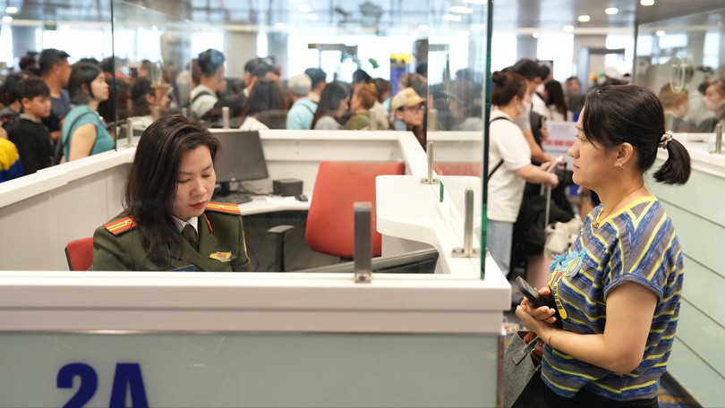 Điều chỉnh quy định về tạm hoãn xuất cảnh