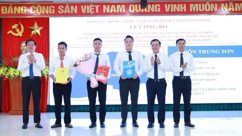 Xã Suối Hai công bố nghị quyết thành lập, sắp xếp các thôn mới