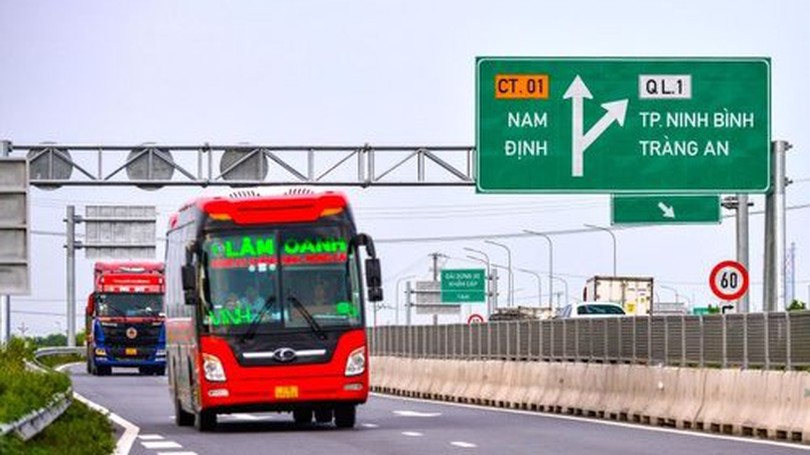 Bộ Xây dựng "số hóa" thủ tục vận tải đường bộ