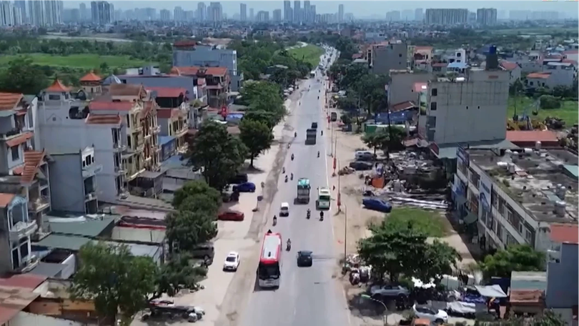 Đề xuất không cho mượn làn ngược chiều để vượt xe trên Quốc lộ 6