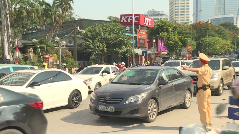 Vượt nắng, vượt gió trên những tuyến đường "Ba nhất"