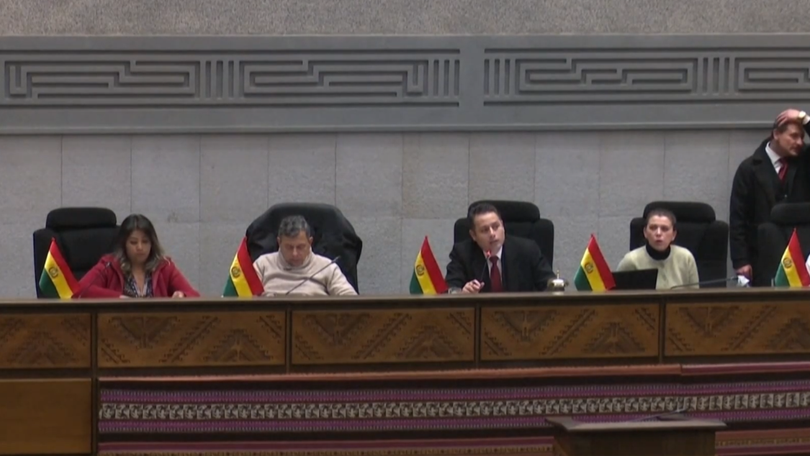 Bộ trưởng kinh tế Bolivia đối mặt nguy cơ bị cách chức
