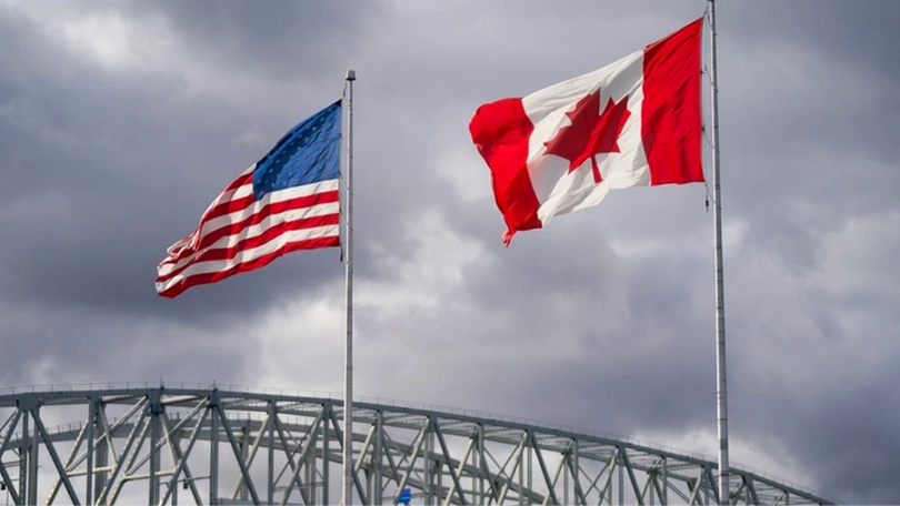 Mỹ hoãn áp thuế 50% với Canada
