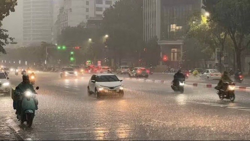 Hà Nội có mưa dông rải rác